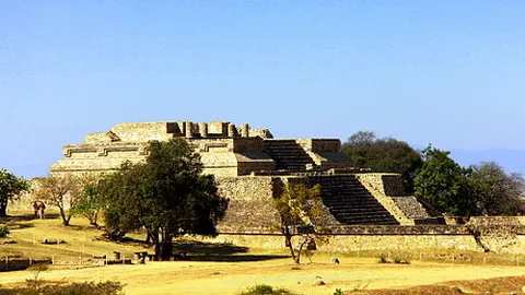 大乐透期号专家推荐：激战马拉卡纳，形势分析揭晓